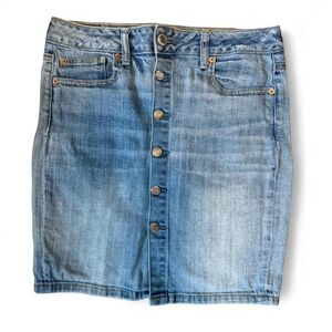 American Eagle Outfitters Women's Denim Skirt Size 8